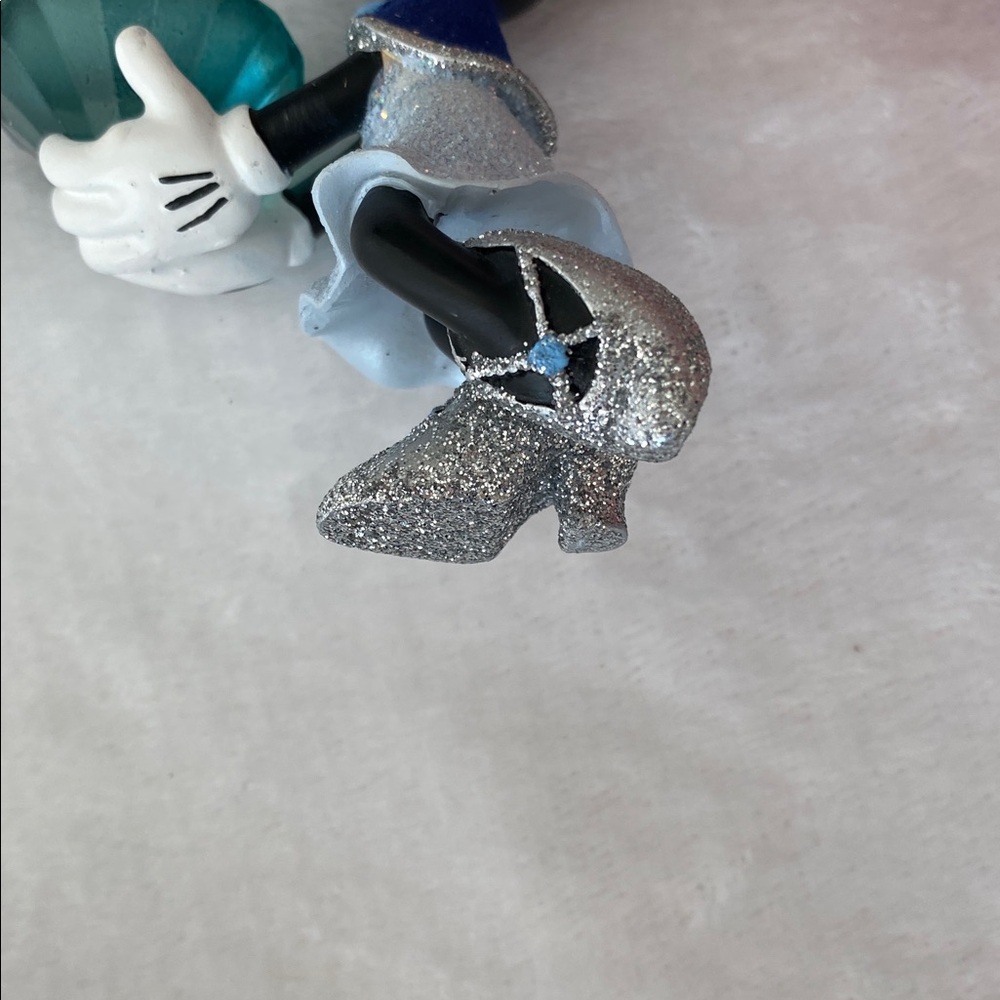 Disneyland Parks 60th celebration Minnie Mouse ornament - Picture 3 of 4